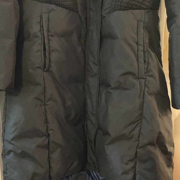 Tahari Black 3 quarter down  puffer hooded jacket small - Picture 3 of 7